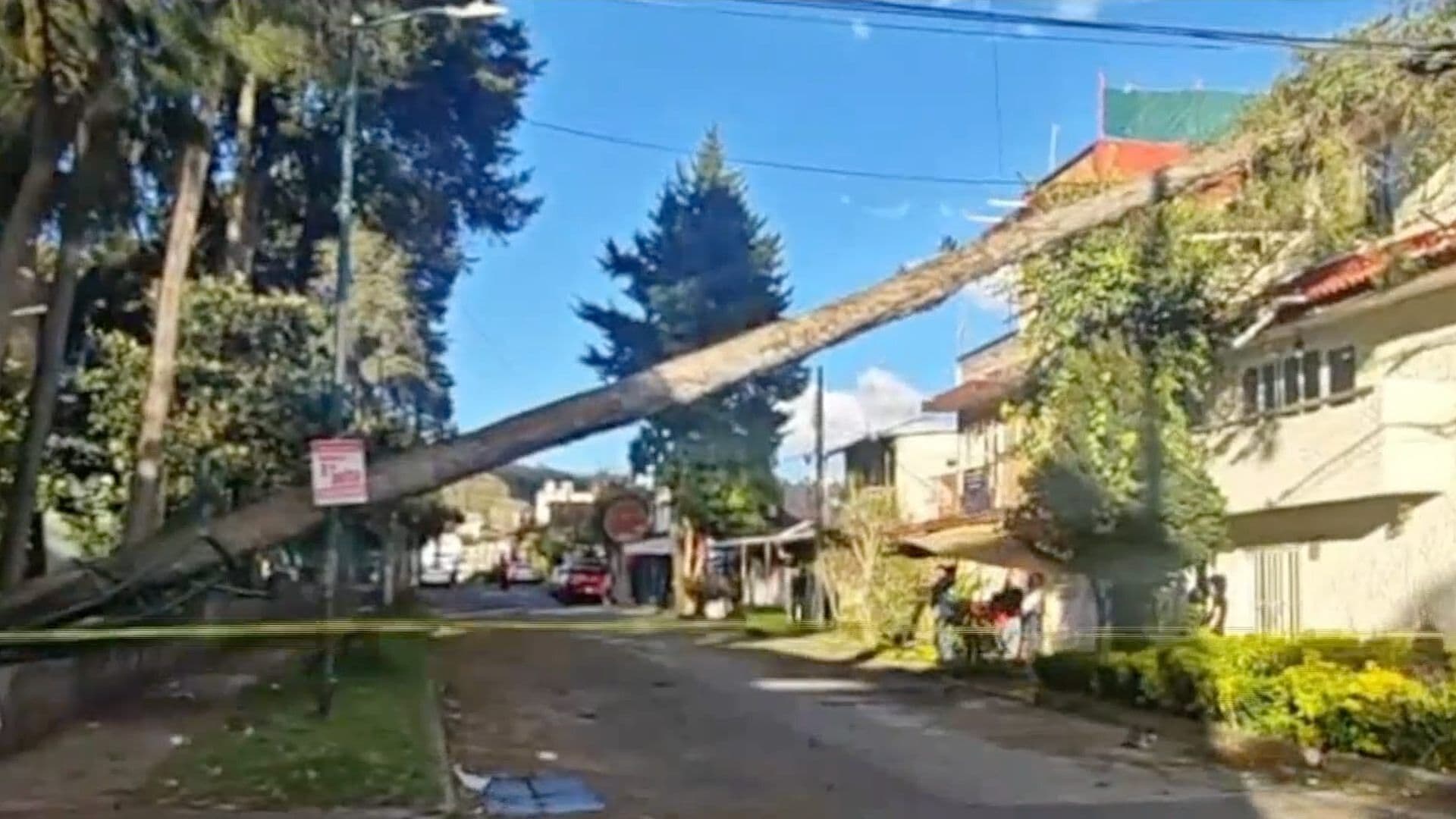 Efectos del Frente Frío 37 Causan Diversas Afectaciones en Xalapa-Veracruz