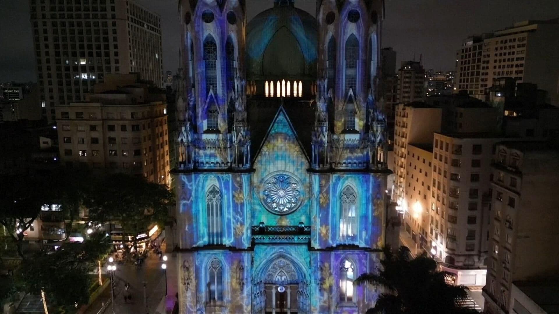 Así Luce Sao Paulo, Brasil, con Luces y Pistas de Hielo Listas esta Navidad