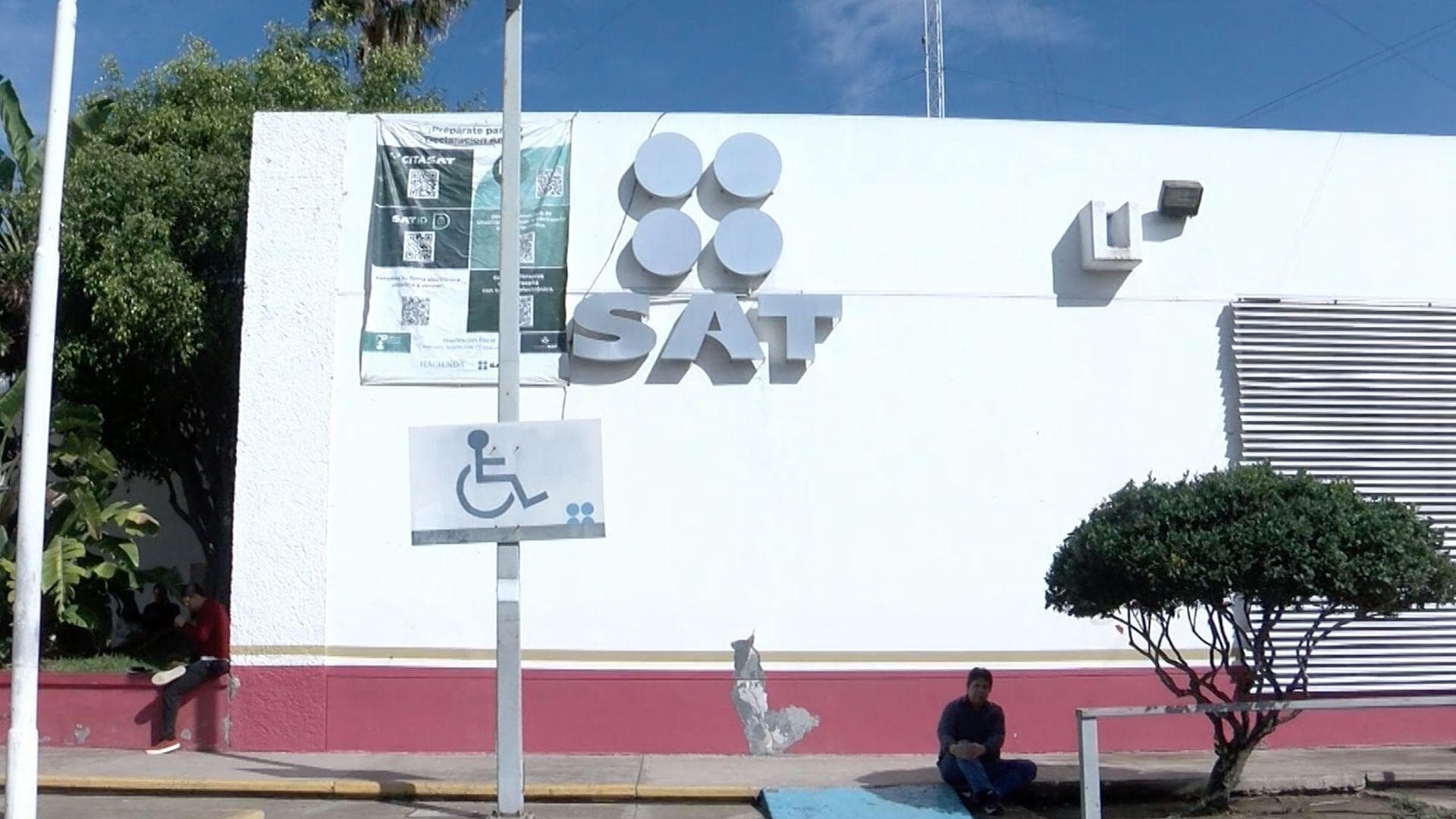 ¿Pueden Exigirte la Constancia de Situación Fiscal para Facturar?