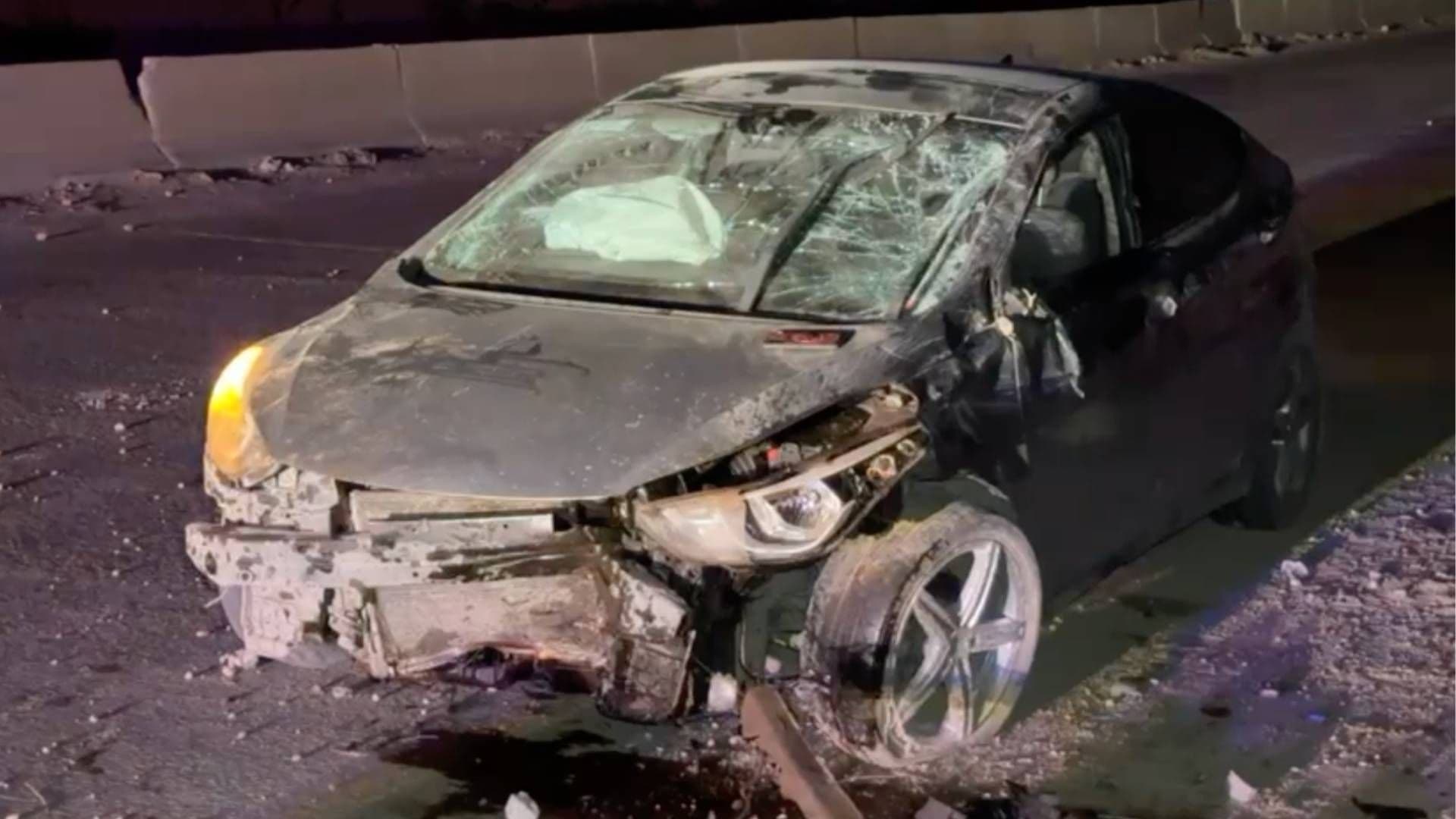 Conductor Abandona Vehículo Tras Accidente Vial | Foto: N+