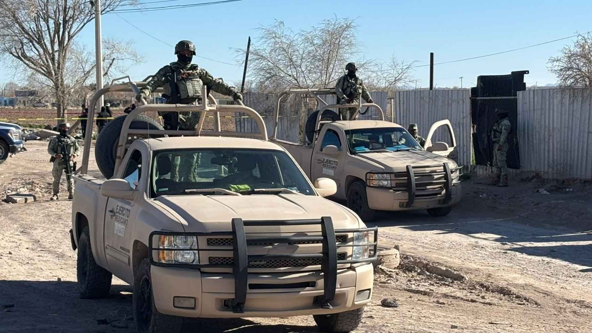 Localizan Cuerpo Envuelto en Lona Azul en Riberas del Bravo, Etapa 7 en Ciudad Juárez