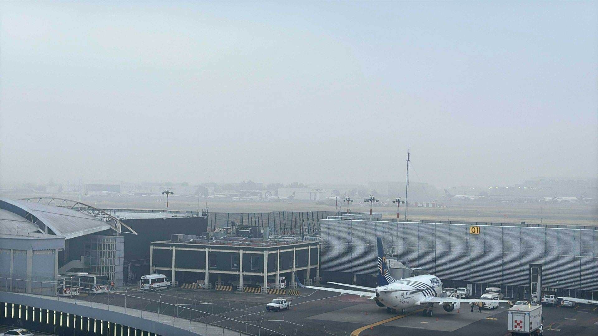 Banco de Niebla Afecta Operaciones el AICM y AIFA