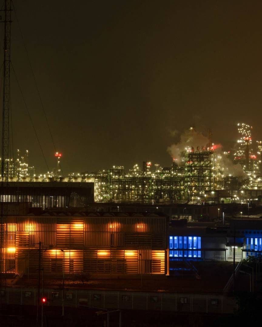 Vista exterior de la refinería Dos Bocas en Tabasco el 17 de marzo de 2026, luego de incendio. Foto: Cuartoscuro